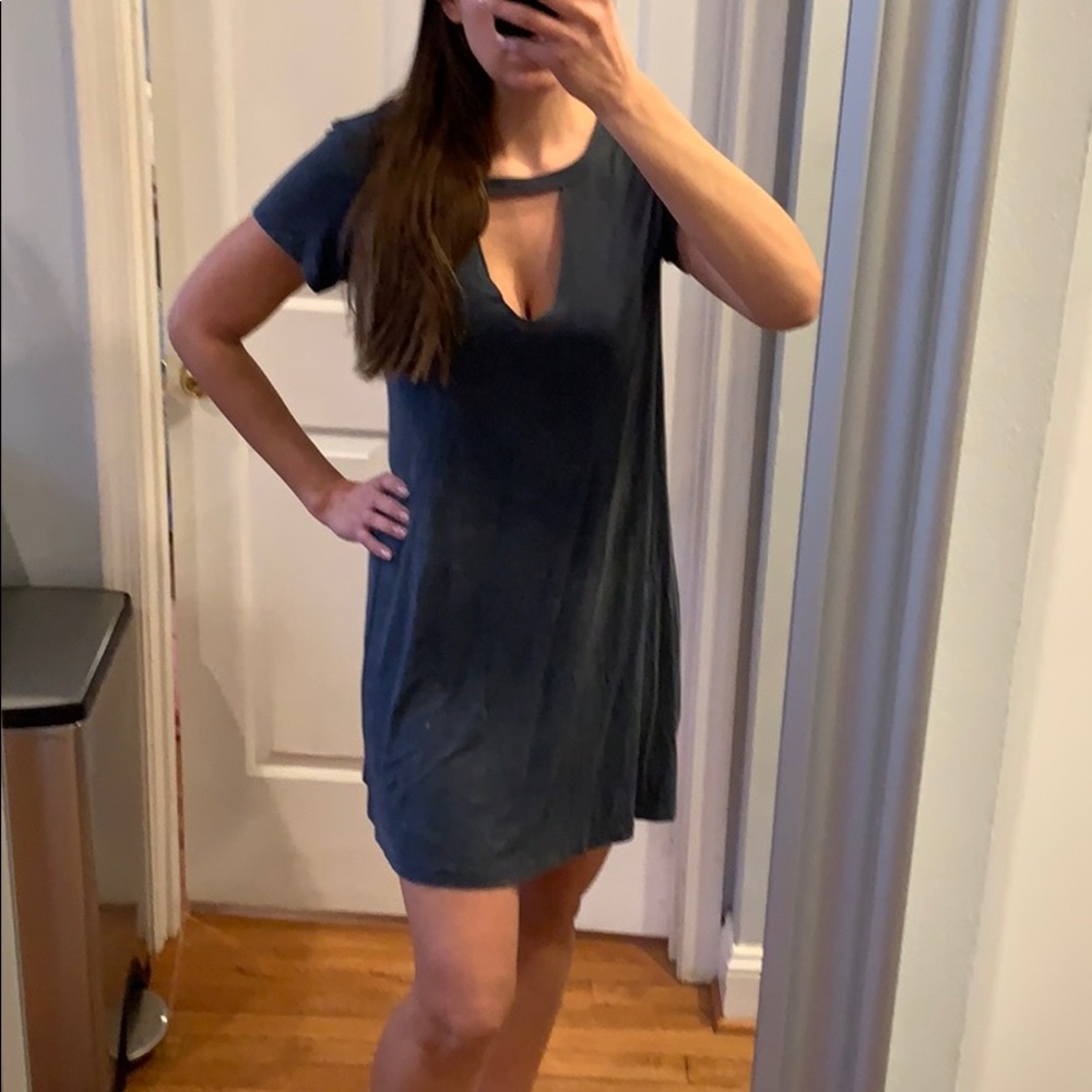 Keyhole Cotton Deep-V cutout T-Shirt Dress
